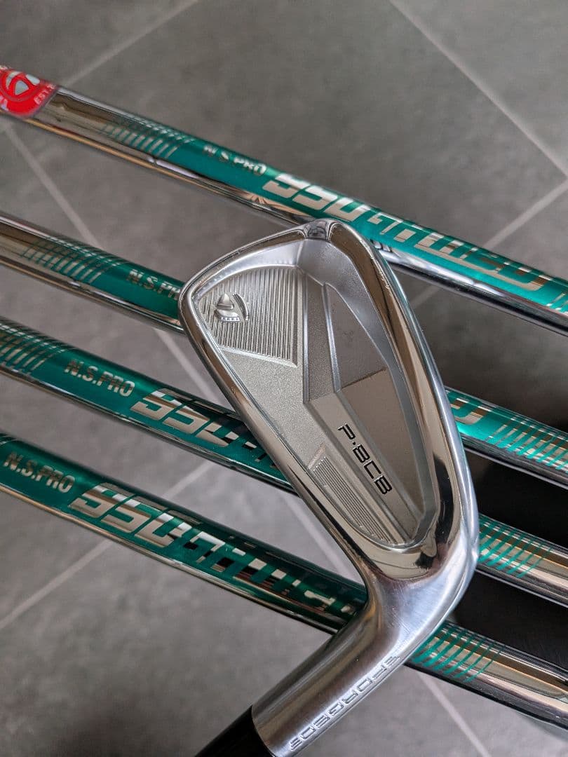 ●超美品　日本仕様●P8CB ('25) アイアン 5本#6〜PW　NS950