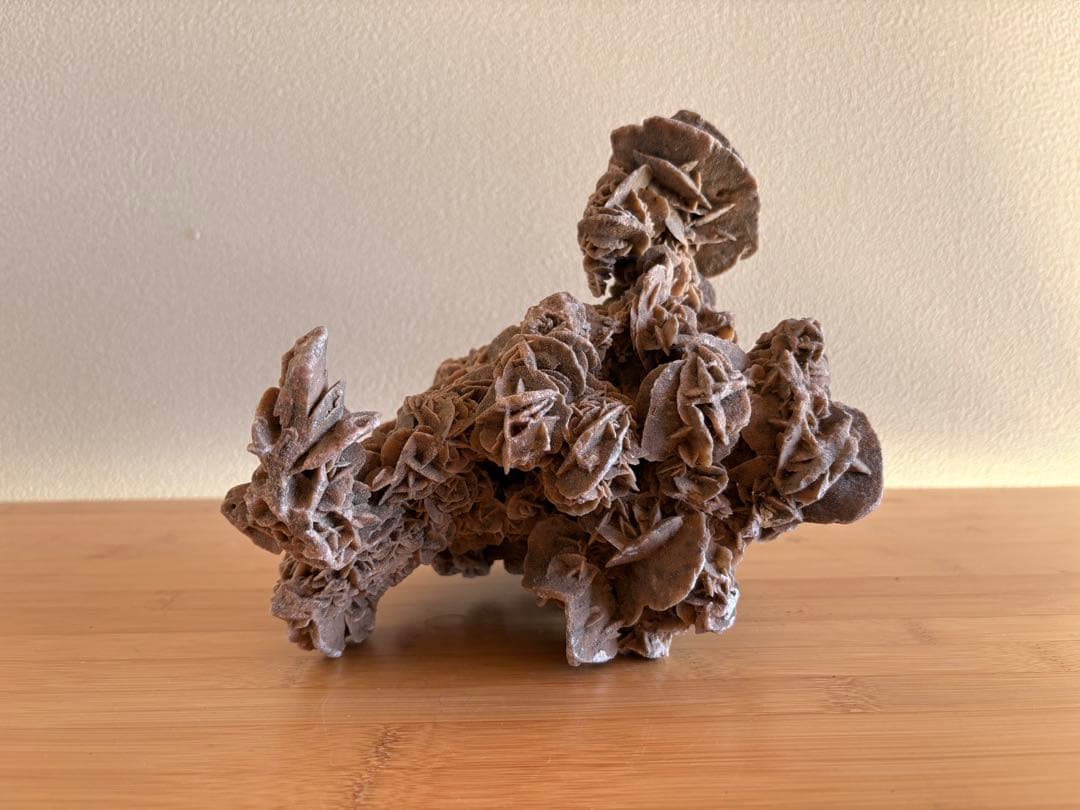 砂漠の薔薇　デザートローズ　ローズドサハラ　パワーストーン