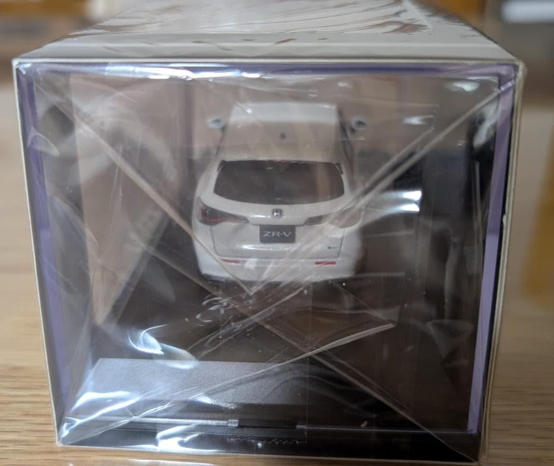 ホビージャパン 1/43 ZR-V e:HEV プラチナホワイトパール
