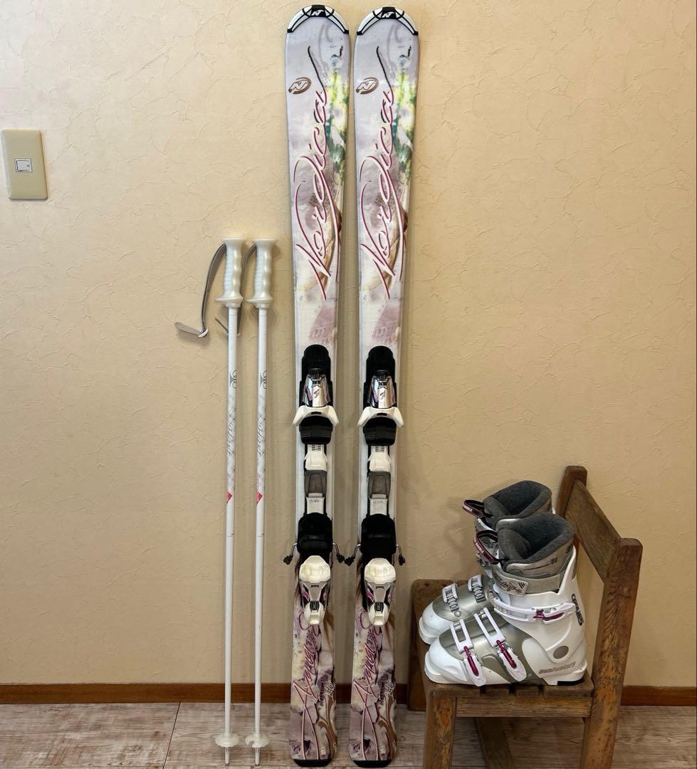 ◾️カービングスキーセット　板146㎝　ブーツ24㎝ 女性用　レディース用