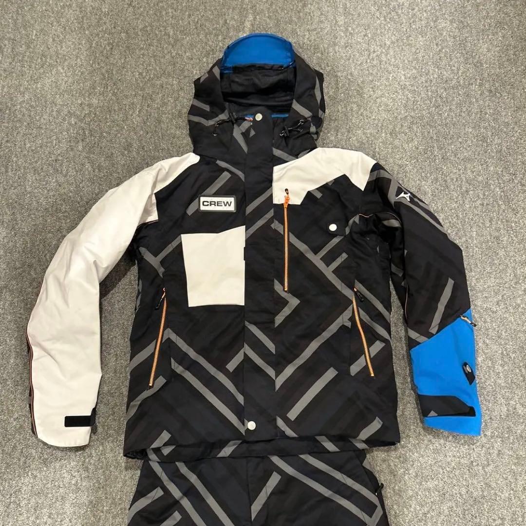 MIZUNOクルーモデルスキーウエアー(ユニセックス)