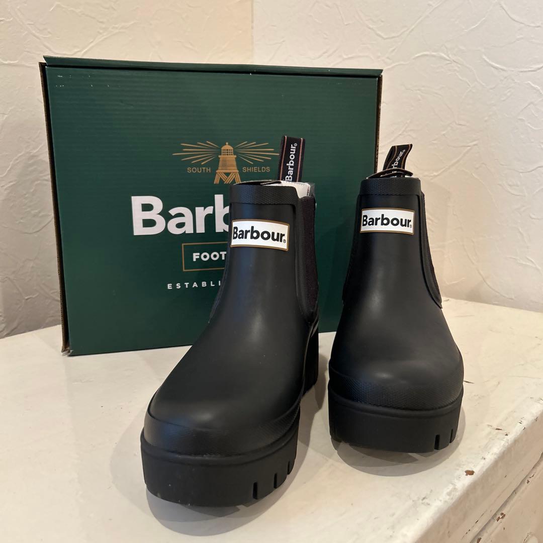 Barbour Halton サイドゴア レインブーツ（レディース） ブラック