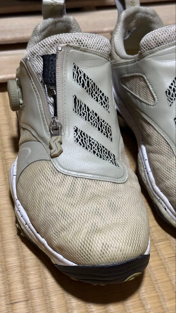 ゴルフシューズ ベージュ BOOST