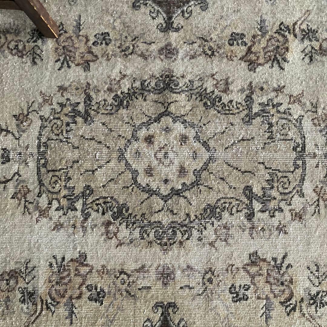 ベージュ　メダリオンヴィンテージラグ　トルコラグ