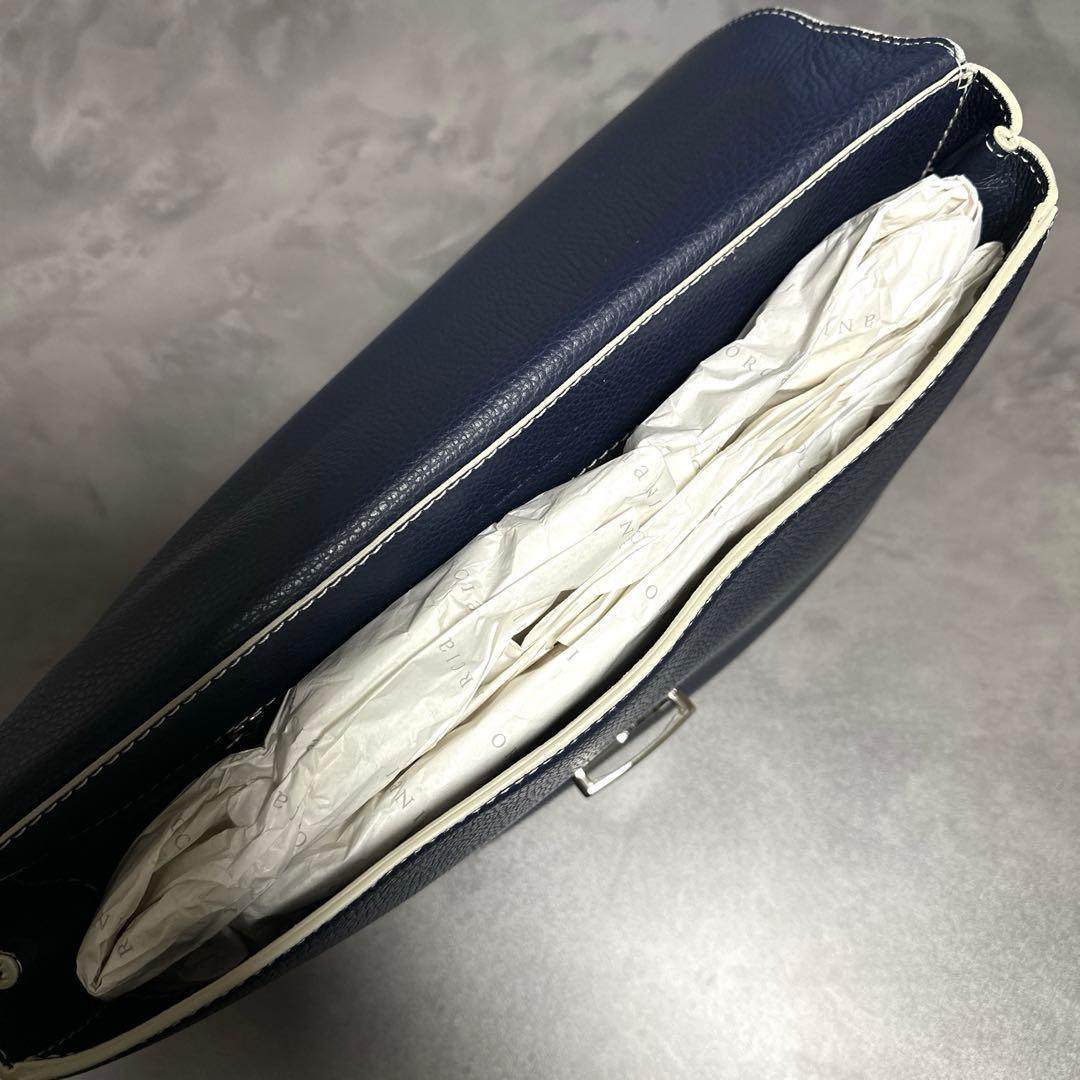 極美品　ORCIANI ブリーフケース　オルチアーニ　イタリアンレザー