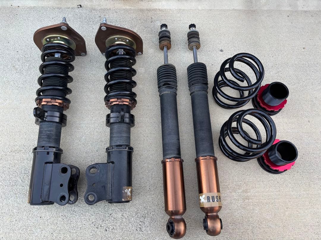 Z12キューブ RUSH車高調(リアアジャスター、バネLargus)