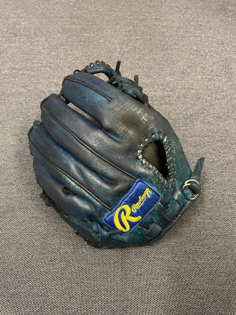 希少！　良型　野球 軟式グローブ 一般用　大人　右投げグラブ　内野　ローリングス