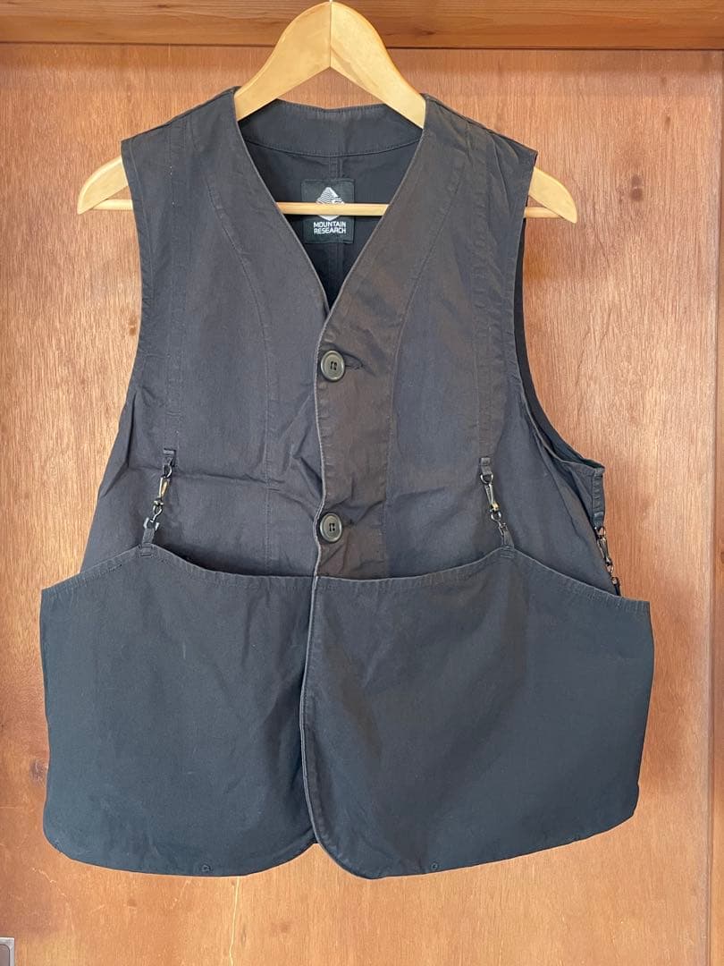 ウェア mountain research flower carrier vest