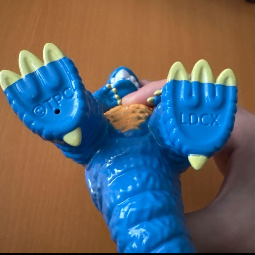 ウルトラマン怪獣　Artverse アートソフビシリーズ　ゴモラ　海外限定