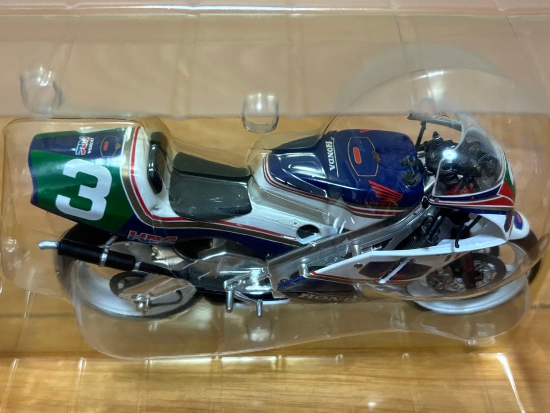 1/12 Honda NSR250 Luca Cadalora 1991 完成品