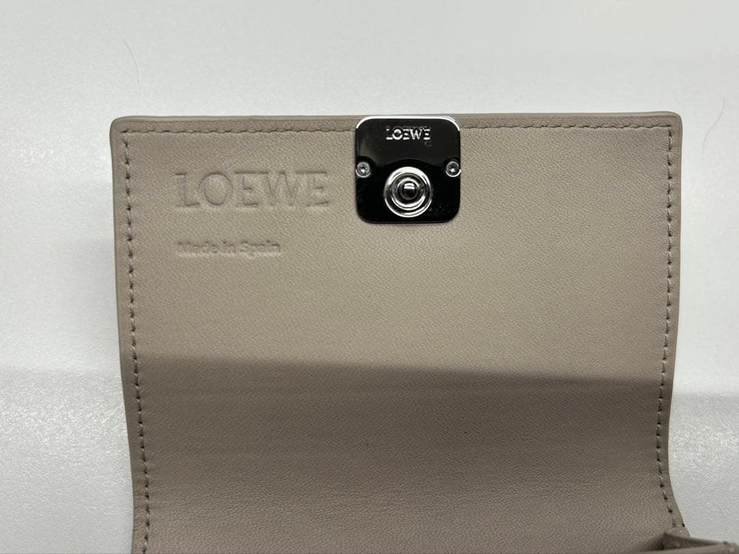 LOEWE ベージュ レザー 名刺入れ