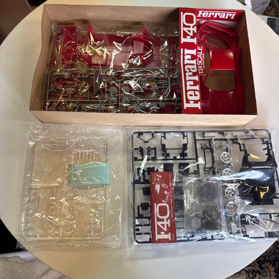 Tamiya Ferrari F40 プラモデル 1/24