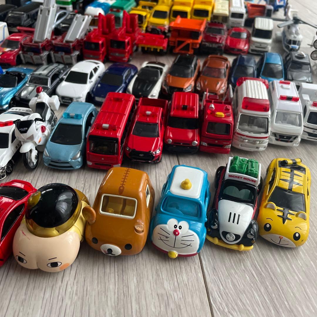 トミカ　まとめ売り　82台セット　ミニカー