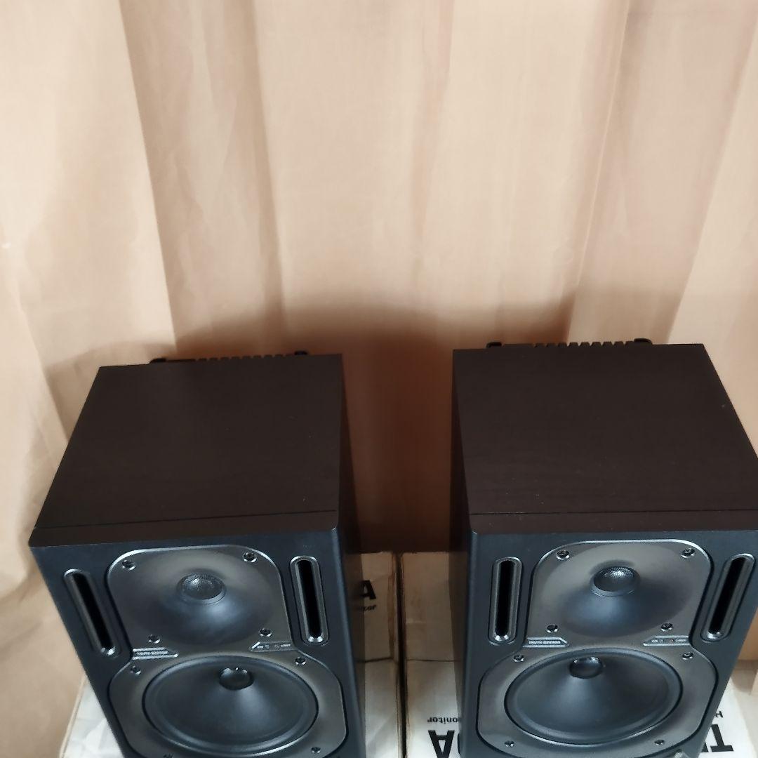 スタジオモニタースピーカー 　TRUTH B2030A BEHRINGER