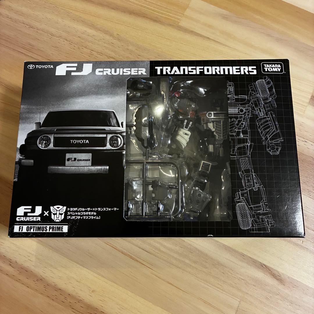 【新品未使用】FJクルーザー × トランスフォーマー スペシャルコラボモデル