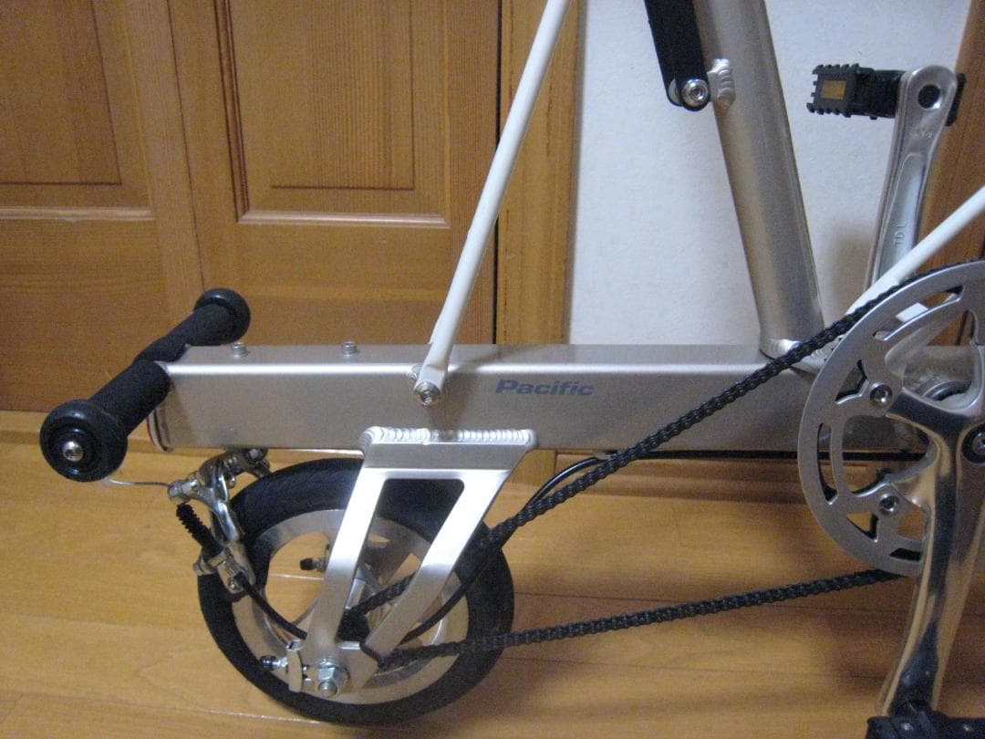 【程度良】キャリーミー(Carry me) ８インチ折りたたみ自転車 シルバー