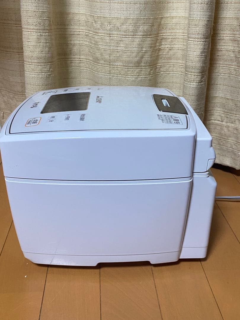 極美品　三菱IH炊飯器 5.5合 炭炊釜 NJ-VVB10-W 2021年製