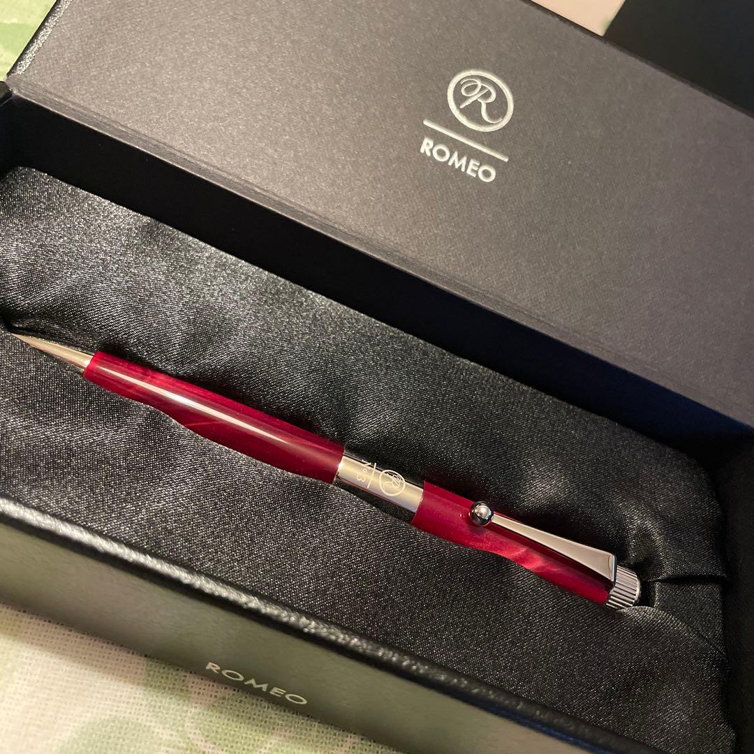 ROMEO No.3イタリアンレッド　新品　伊東屋