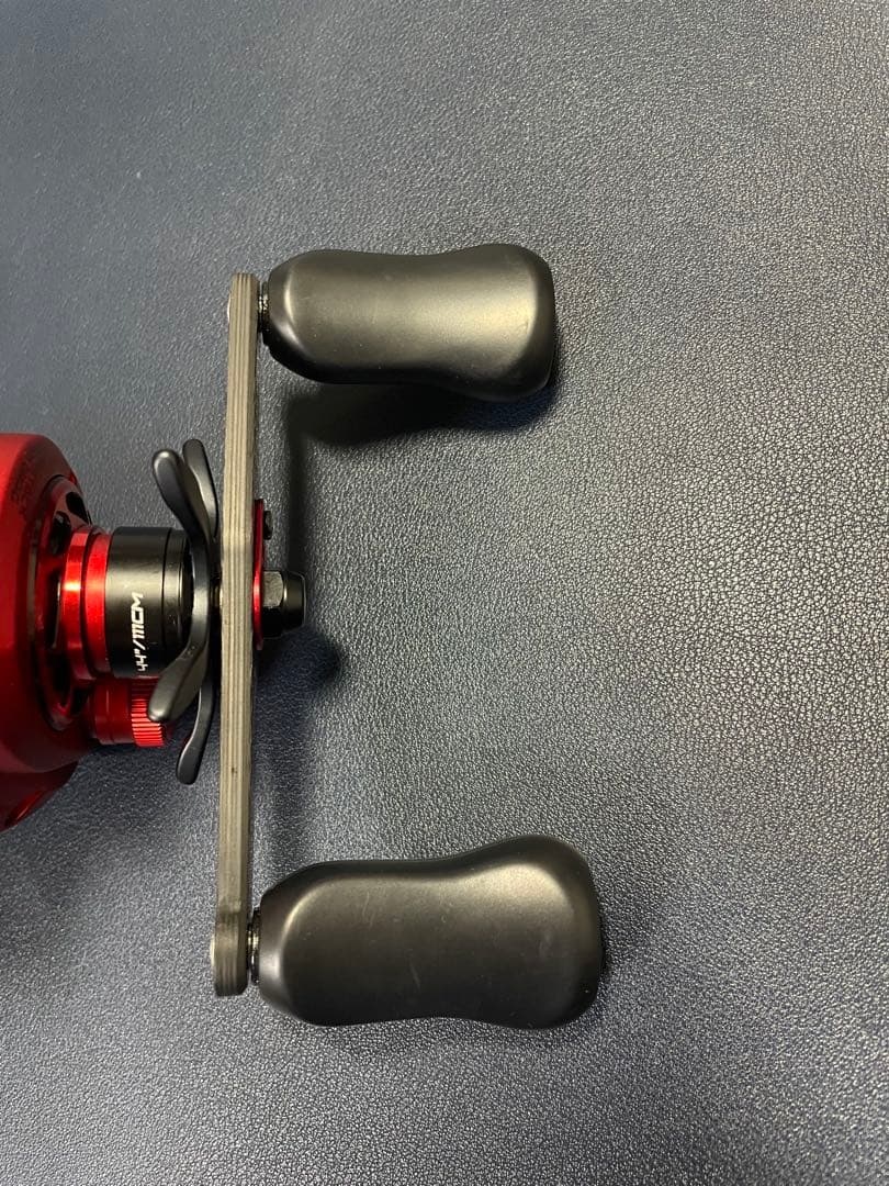 m*୧様 【美品】 アブ レボ5 ロケットL Abu REVO5 ROCKET