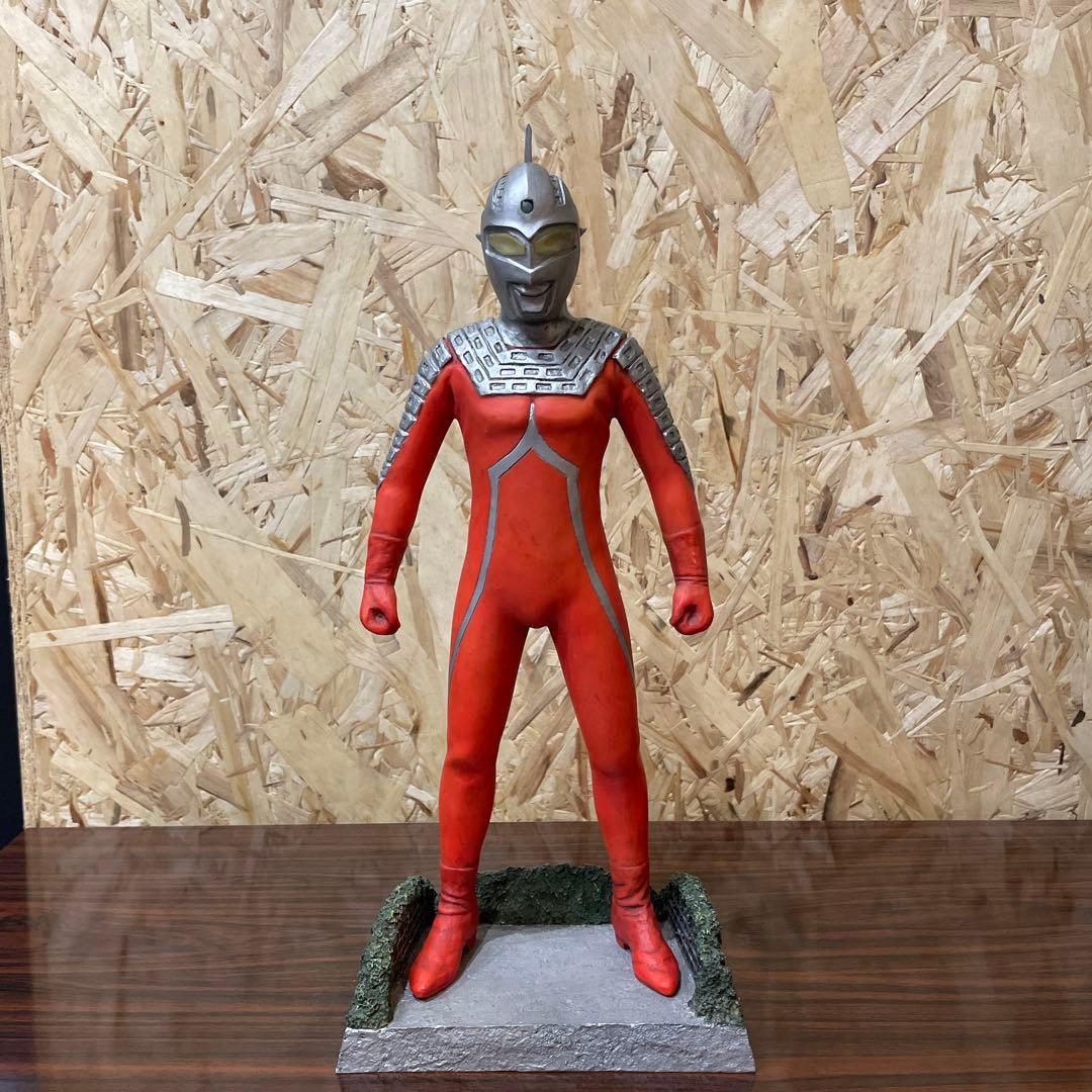 ウルトラセブン　ガレージトイ　スタチュー