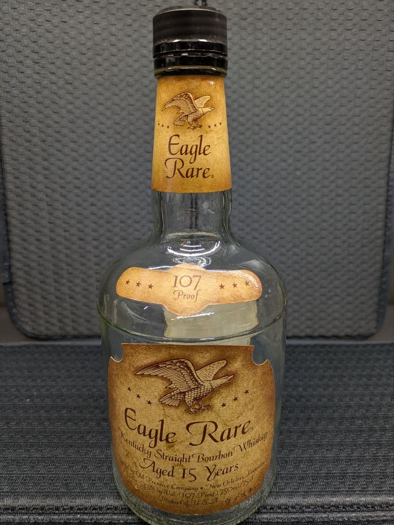 Eagle Rare 15年バーボンウイスキー 107プルーフ 空き瓶
