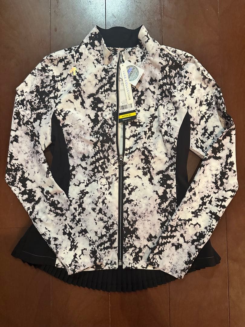 Descente Luxe Collection スワロ装飾 薄ジャケット