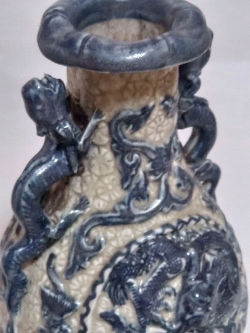中国美術　骨董　青龍　花瓶　置き物