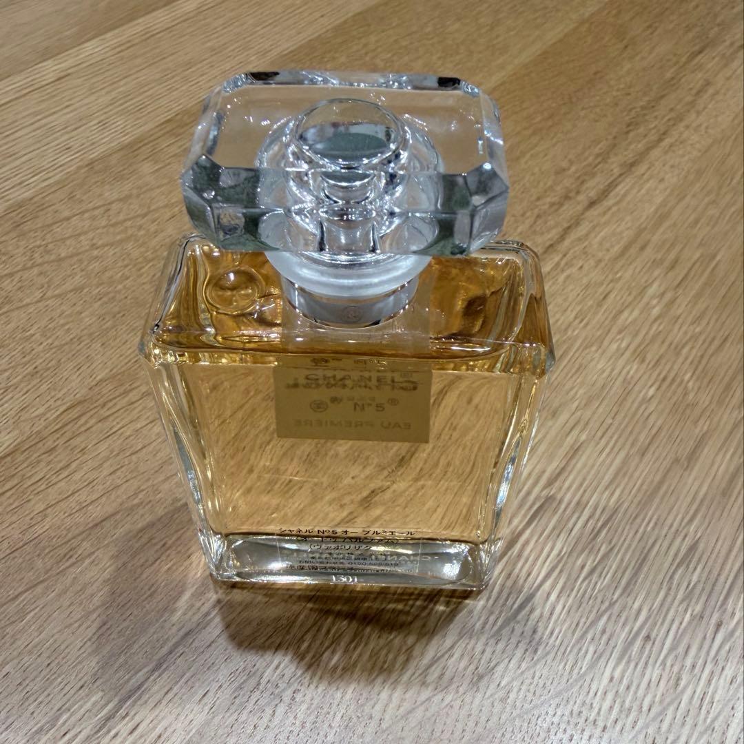 CHANEL N°5 オードゥ パルファム （ヴァポリザター）
