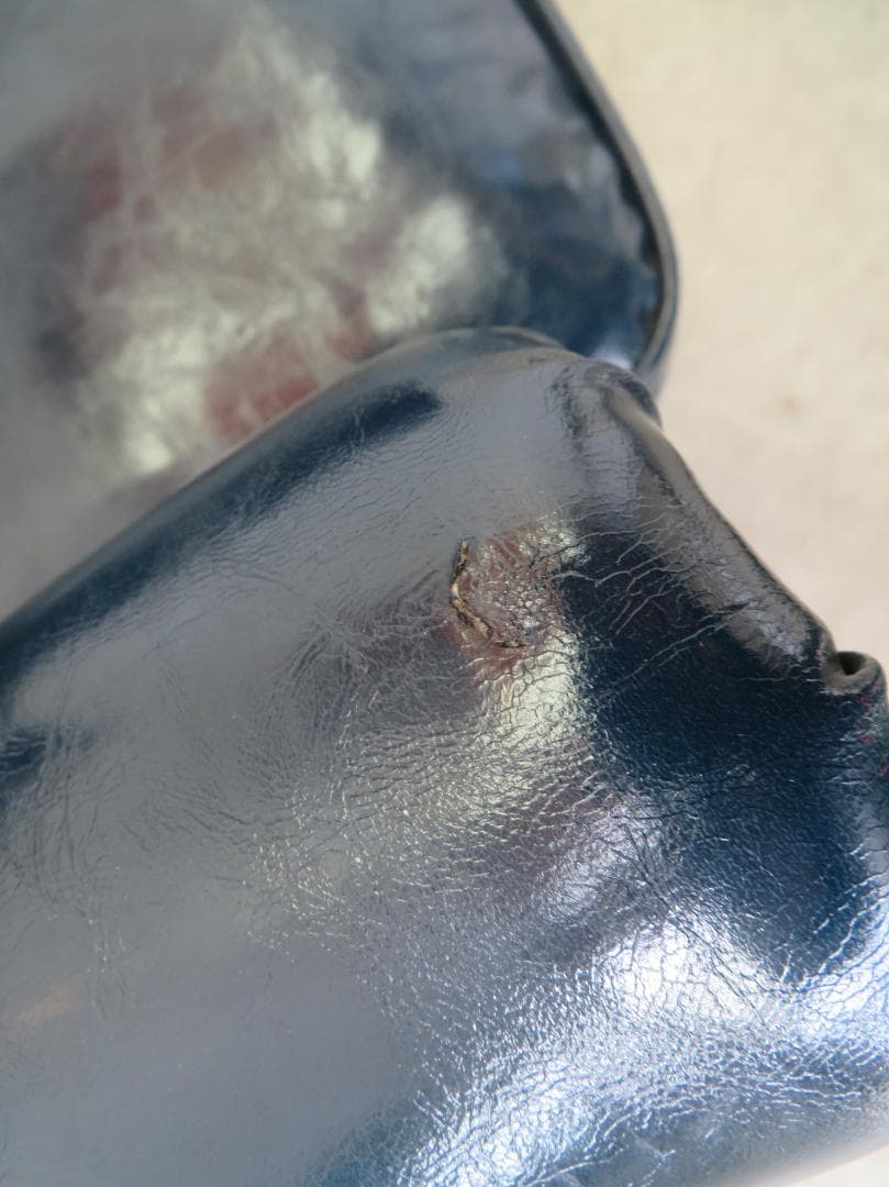 展示品■VINCENT■英国デザイン■1人掛けソファ■鋲打ち■英国伝統