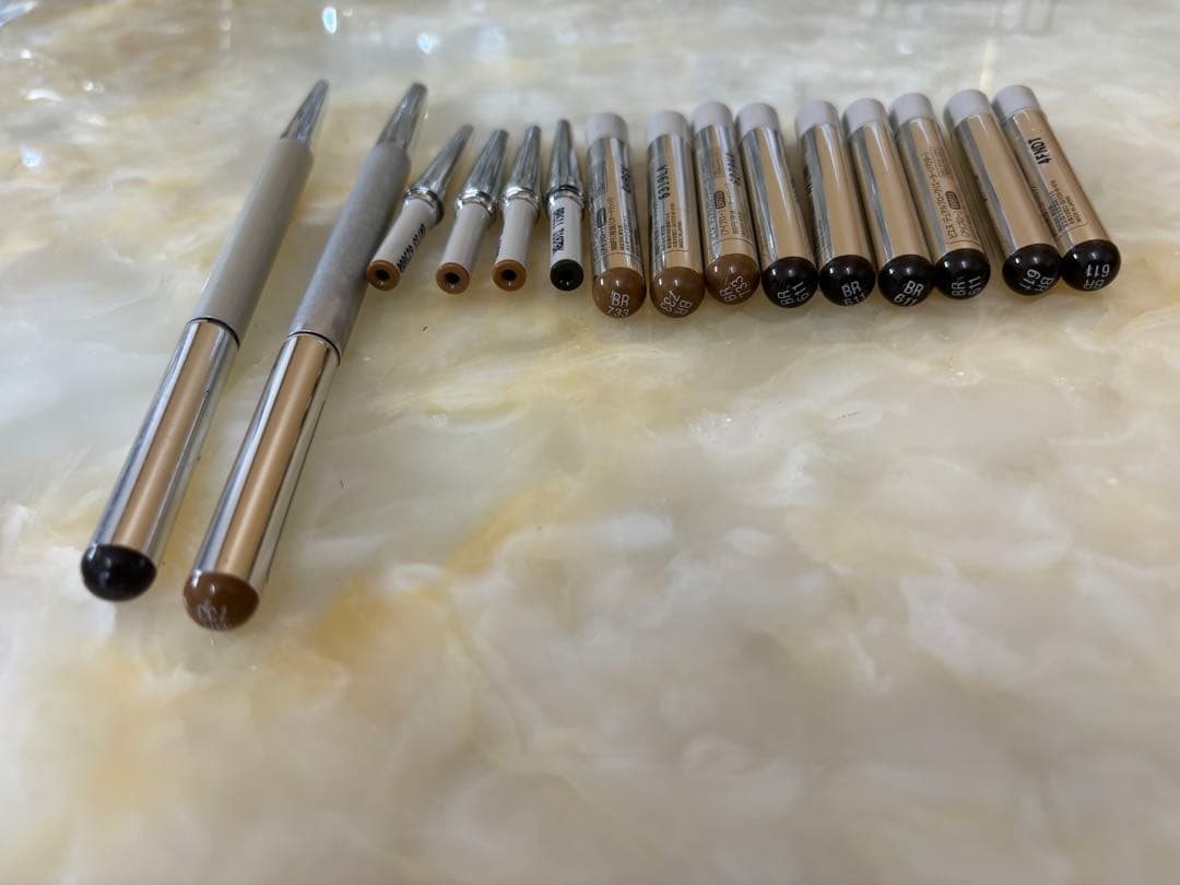 ピエヌ デュアルブロークリエーター ペンシル アイブロウ ホルダー