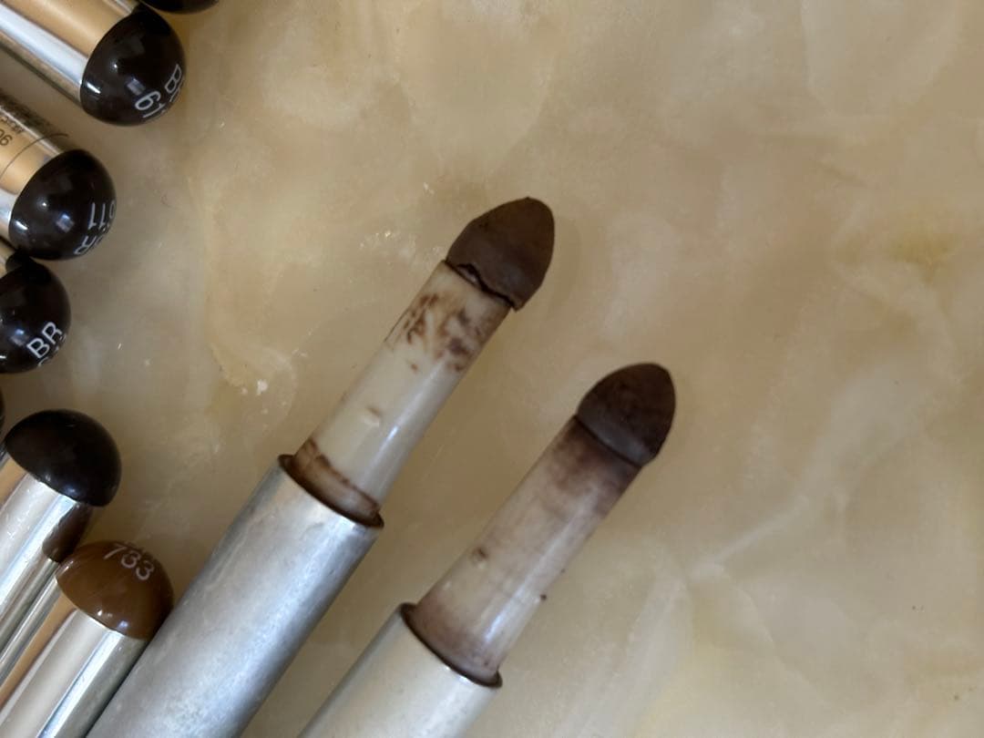 ピエヌ デュアルブロークリエーター ペンシル アイブロウ ホルダー