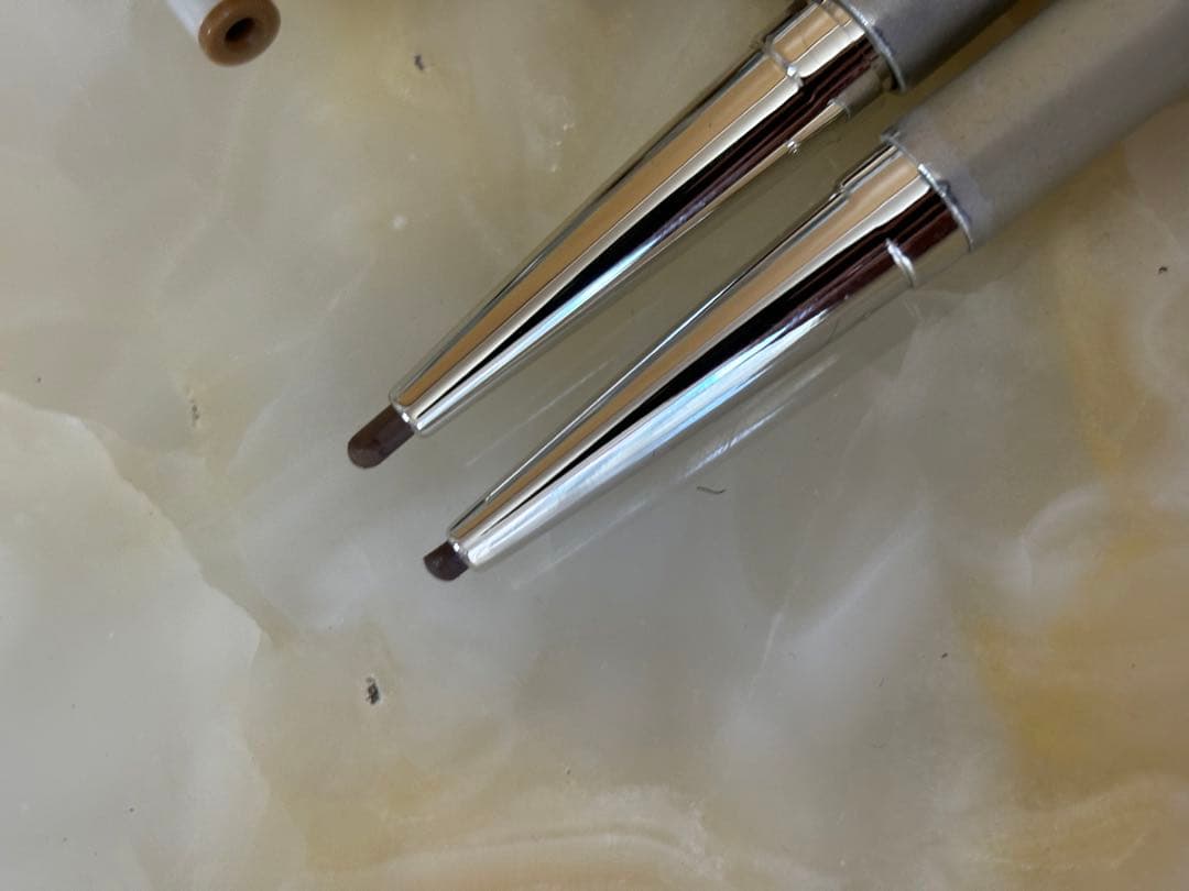 ピエヌ デュアルブロークリエーター ペンシル アイブロウ ホルダー