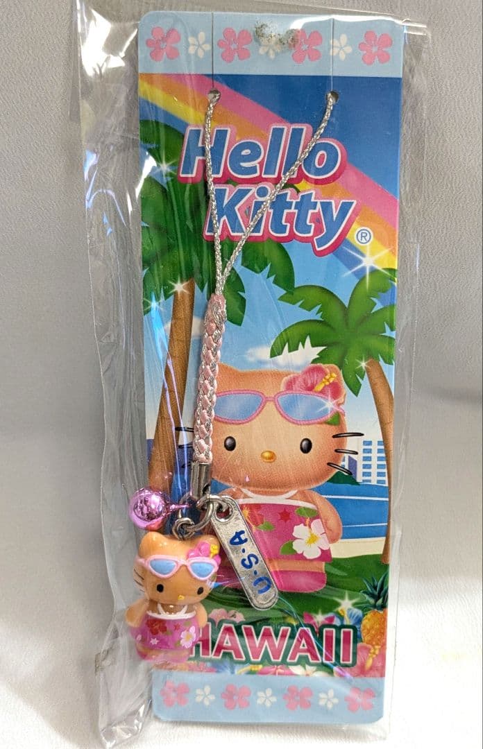 J*_様 日焼けハローキティ ハワイ サングラス　根付　201未開封