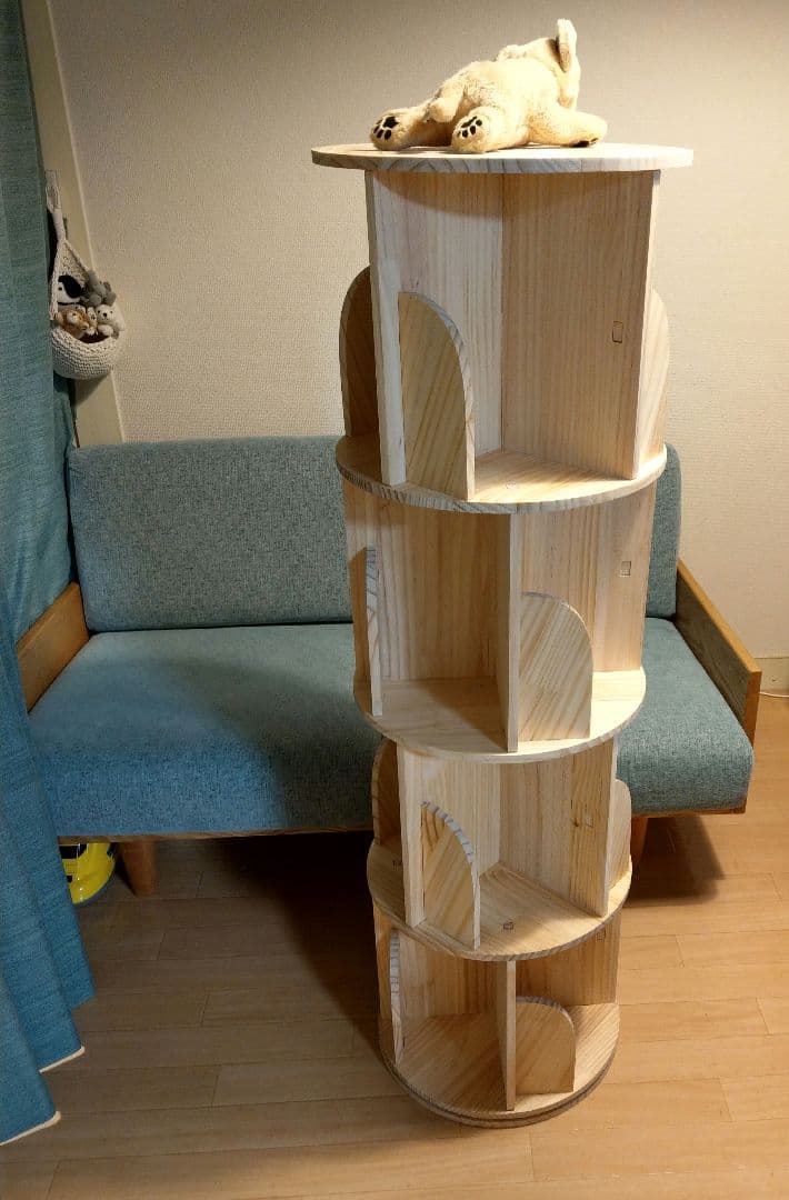 無垢材回転式本棚 4段 交互タイプ　直接引取1200円値引き