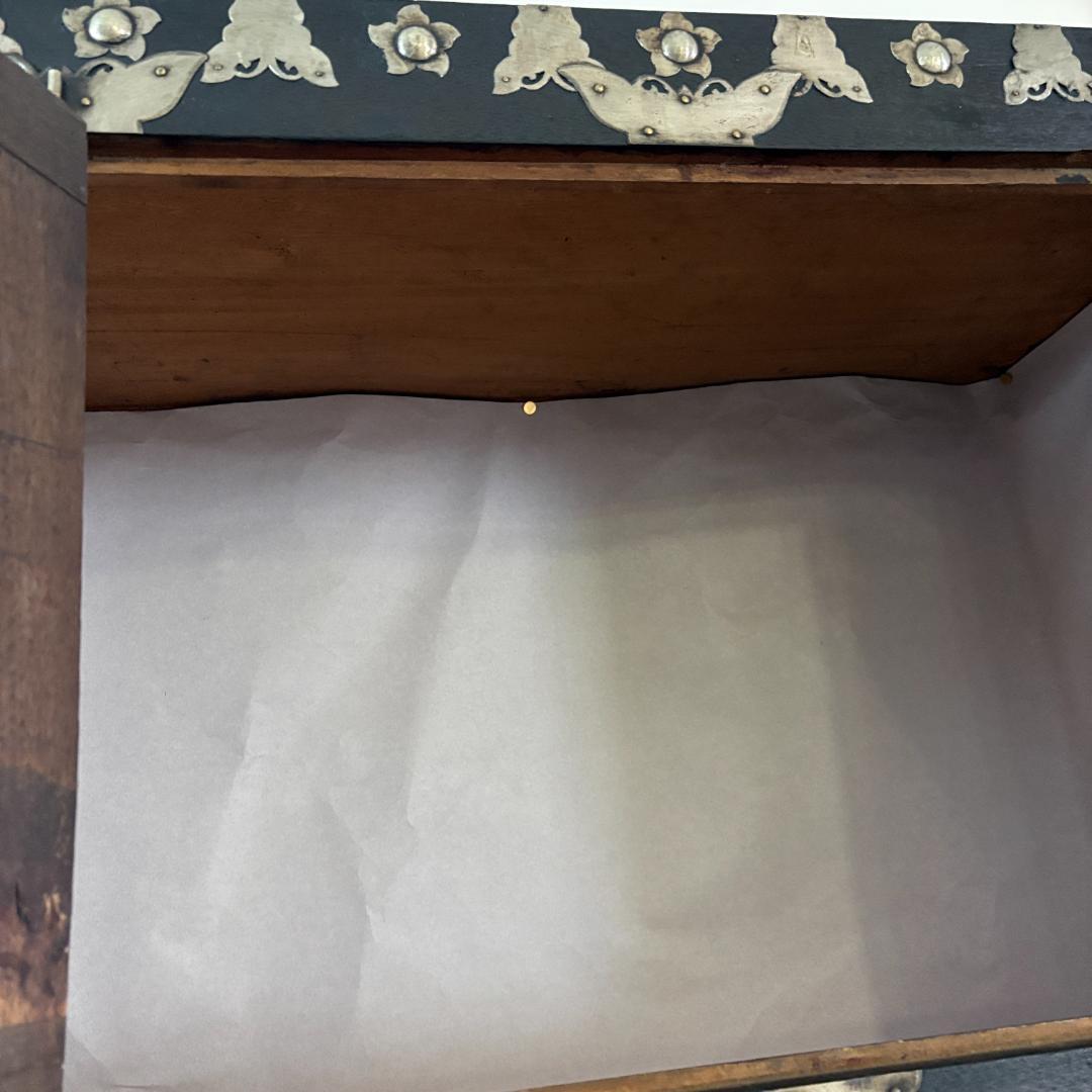 収納棚｜李朝 キャビネット