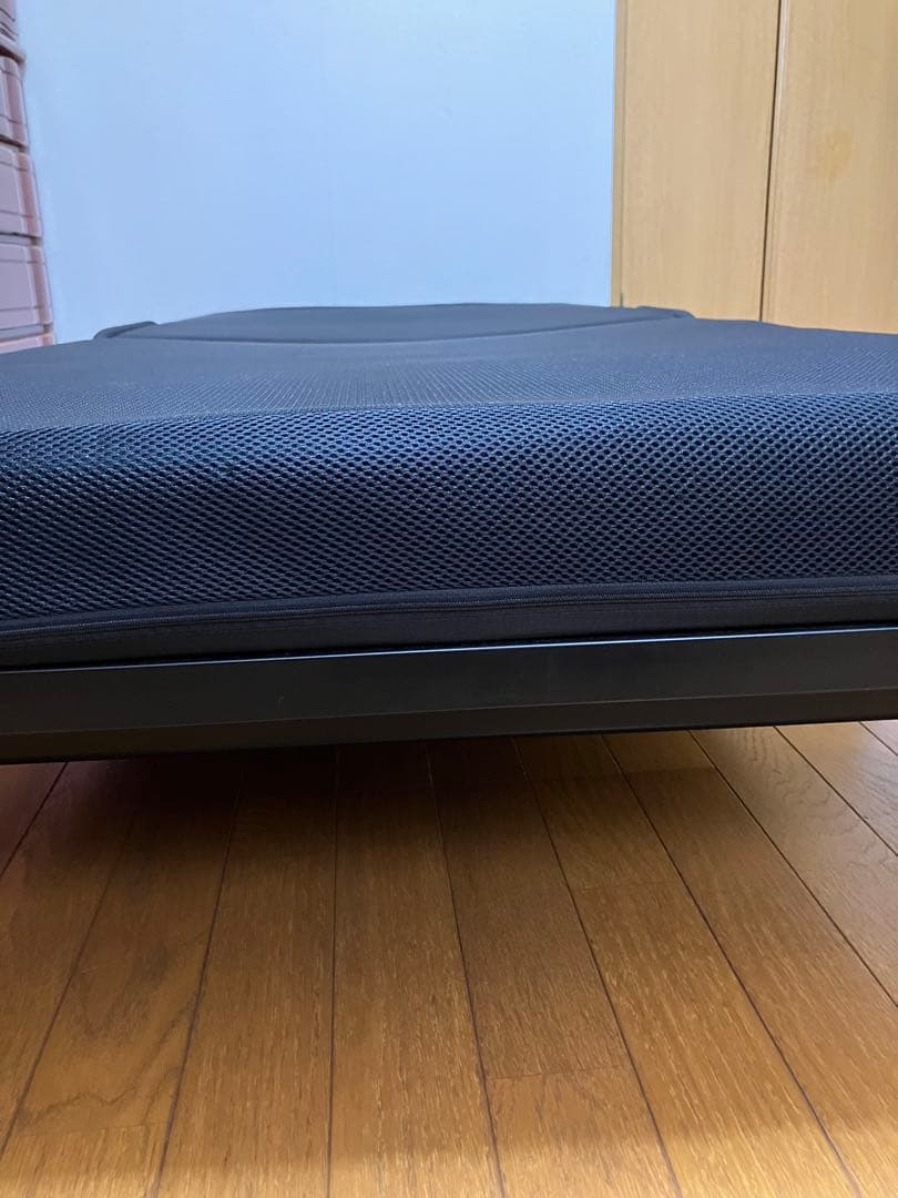 折りたたみベッド メッシュ生地 黒