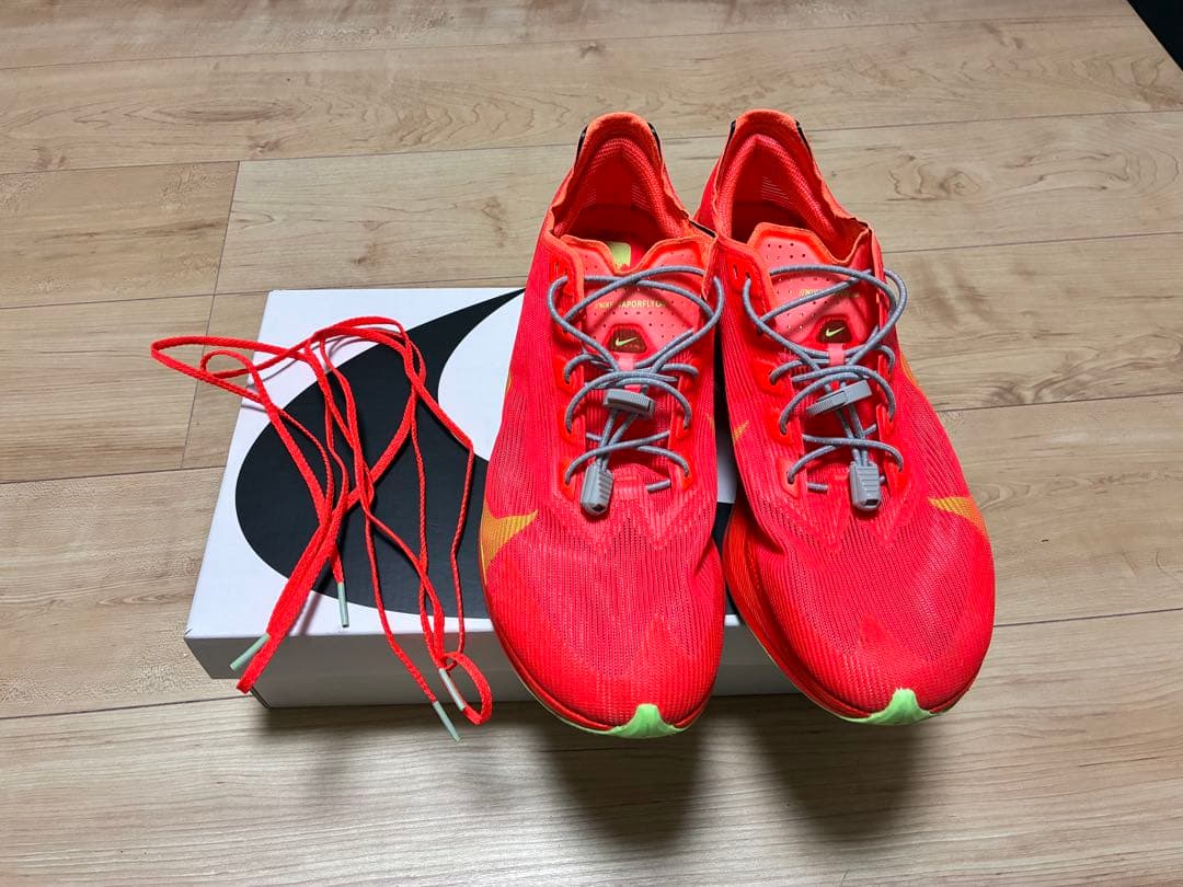 ヴェイパーフライ4 26.5