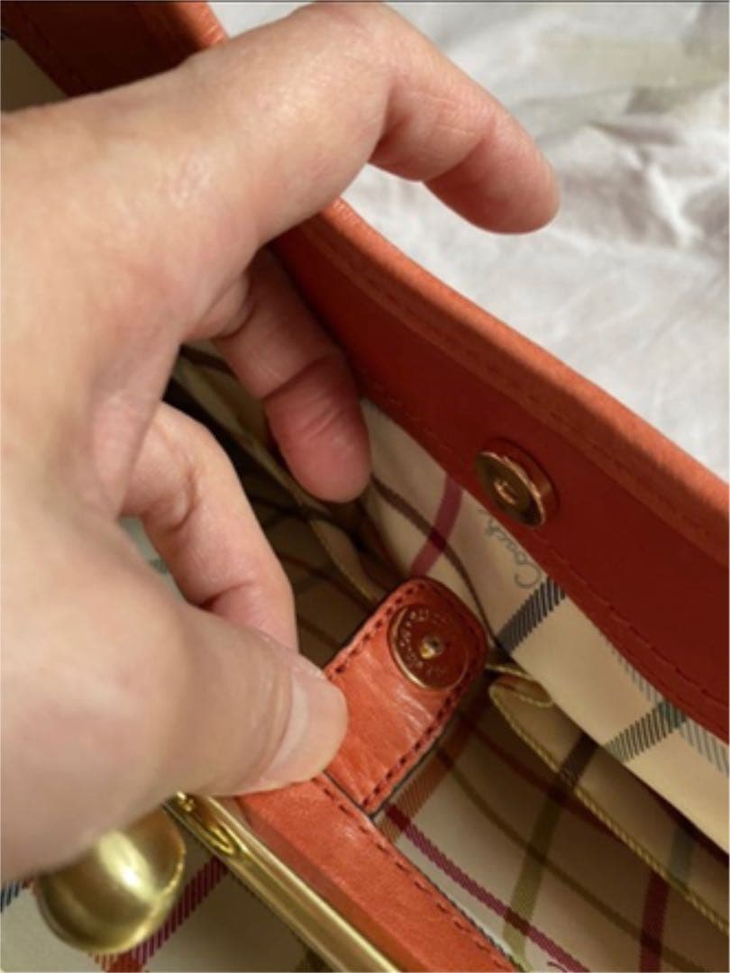 コーチ　オレンジ　エルゴレザープリーテッドフレームドサッチェル