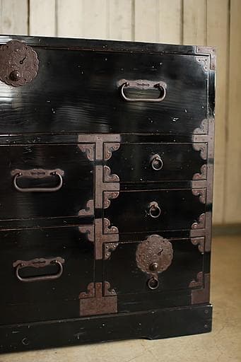 綺麗な丸金具庄内箪笥　抽斗6杯　タンス　収納　古家具　古民家　時代家具