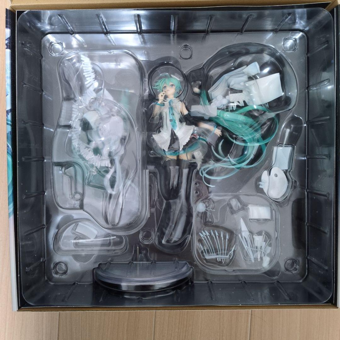 初音ミク 1/6スケールフィギュア