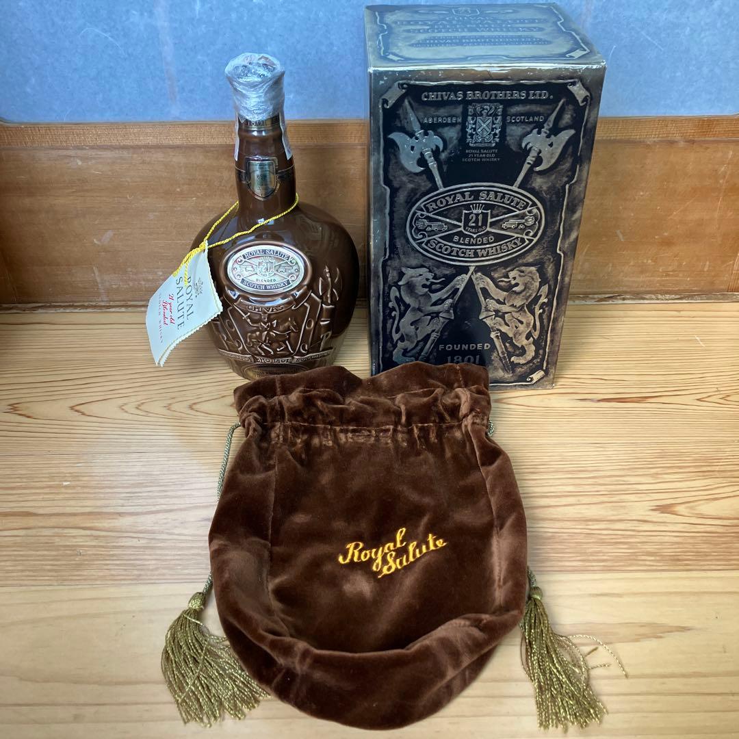 【未開栓】 SALUTE ロイヤルサルート 21年 茶陶器 973g