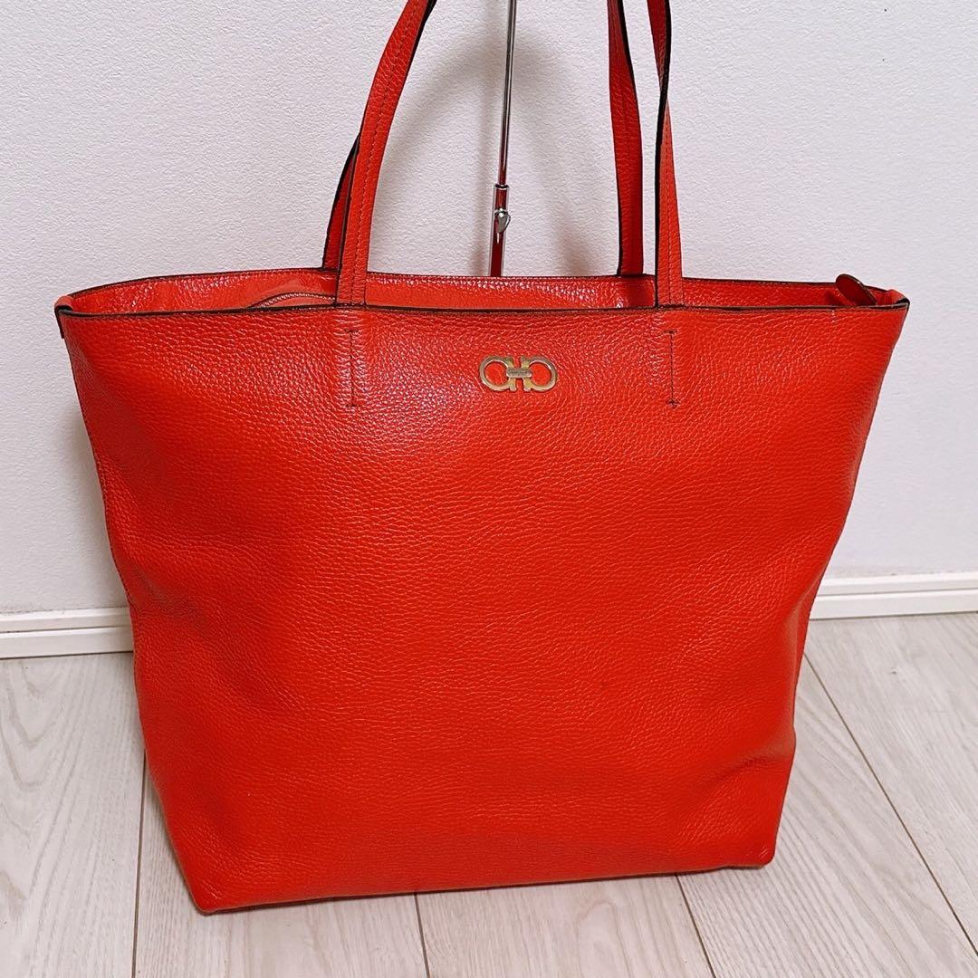 《格安》Ferragamo(フェラガモ)トートバッグ　大きめ　A4
