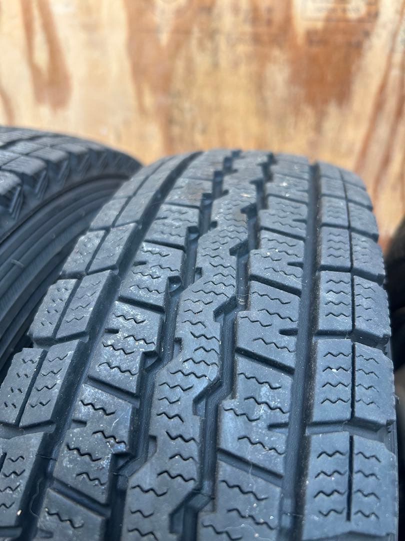 145R12 6PR ハイゼット用スタッドレス、スチールホイール4本セット