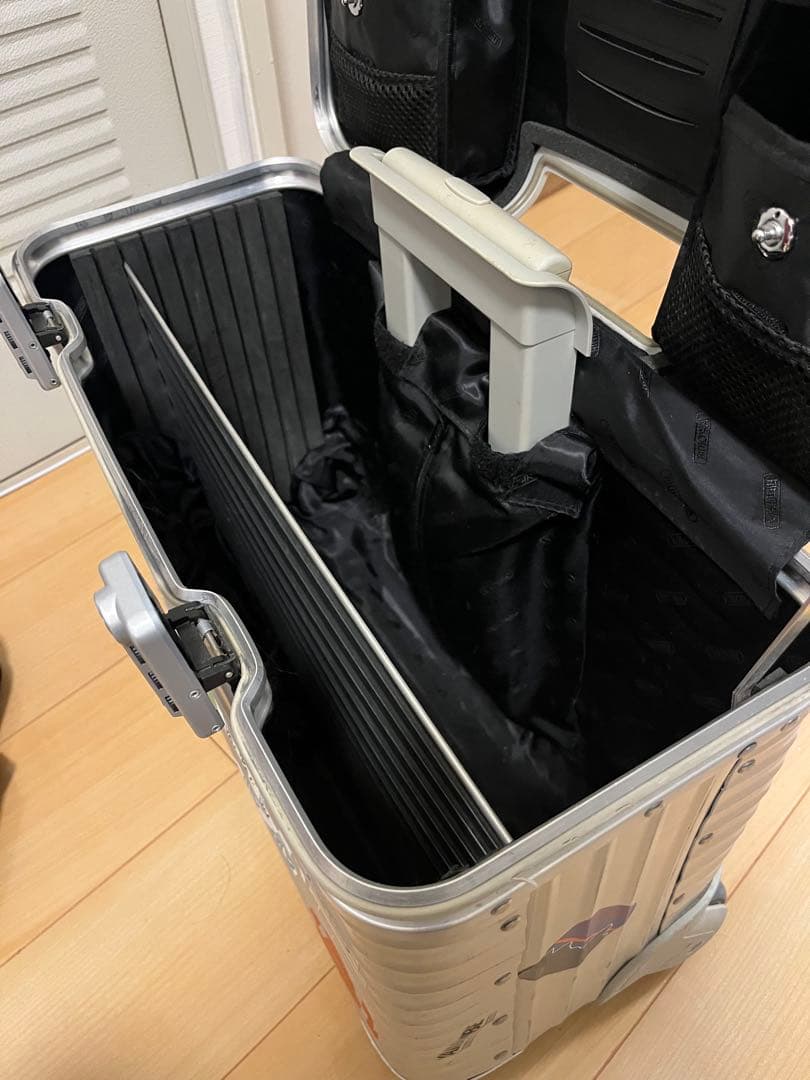 マ*ズ様 RIMOWA リモア ORIGINAL PILOT キャリーケース ド