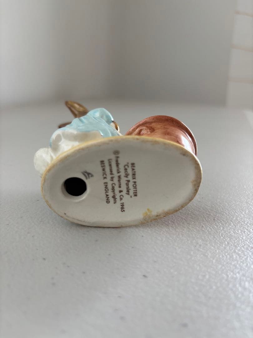 稀少品、Beswick社　ピーターラビットのフィグリン　4体まとめて！