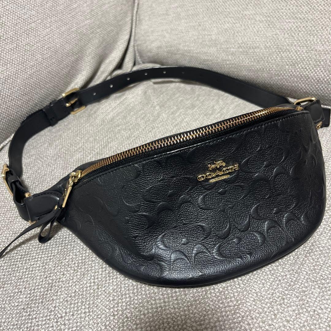 COACH ボディバッグ　ショルダーバッグ