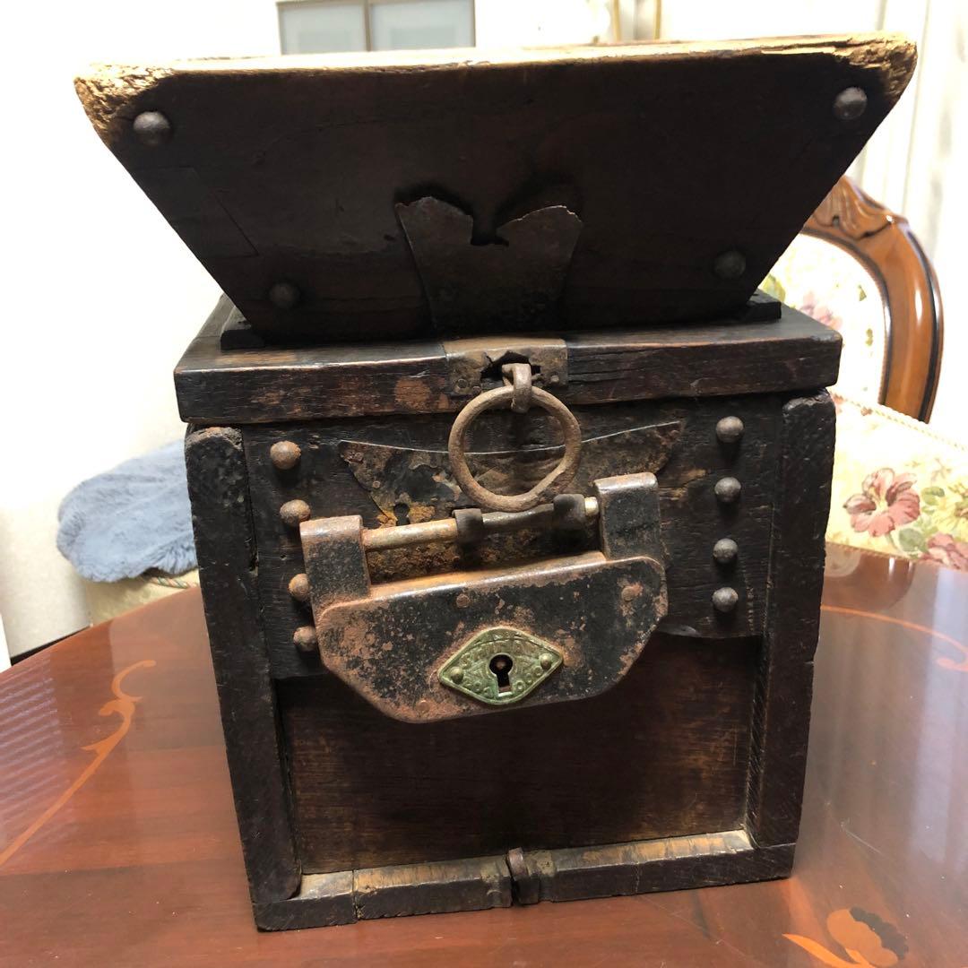 銭箱　アンティーク　鍵無し