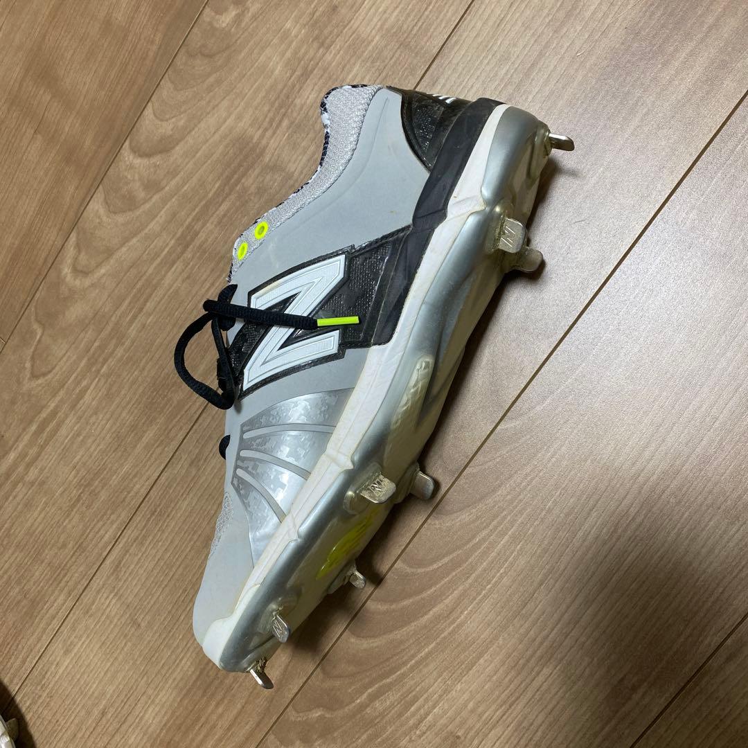 ニューバランス野球スパイク