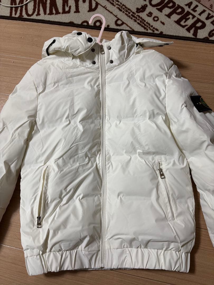 STONE  ホワイト ダウンジャケット