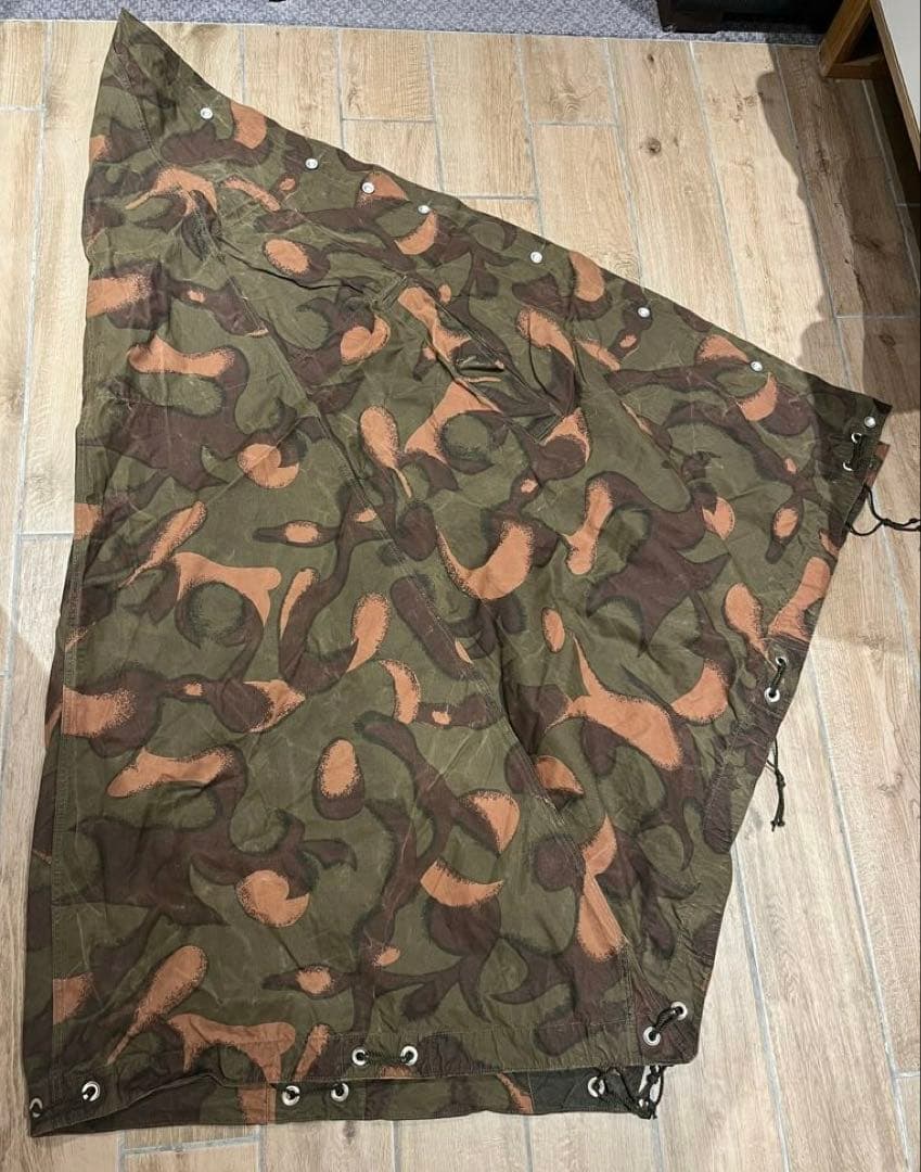 ハンガリー軍　パリパリ 軍幕　ポンチョテント　1 枚